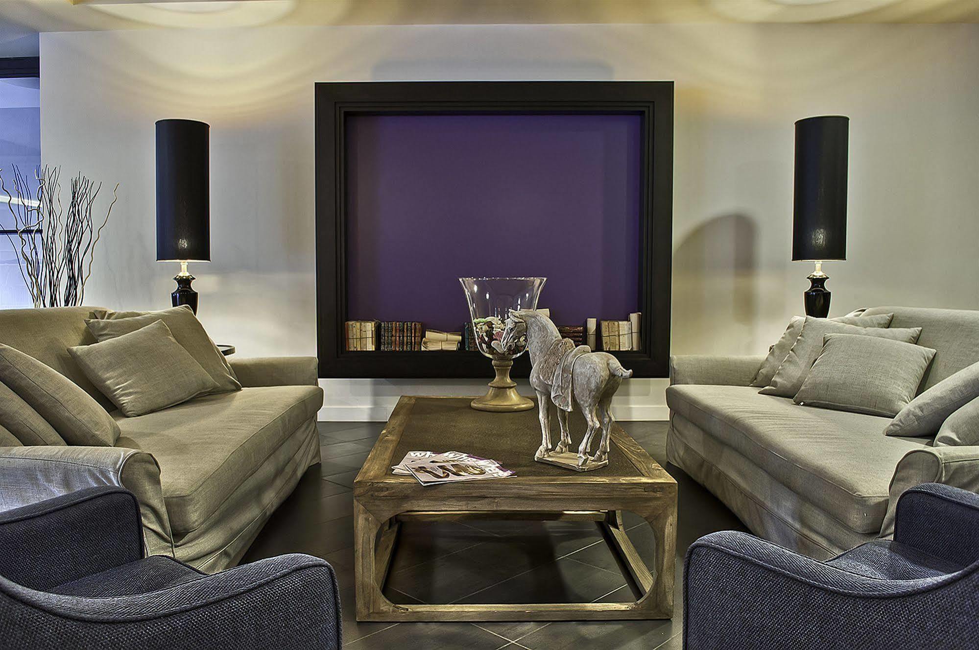 Hotell Caravel 4*