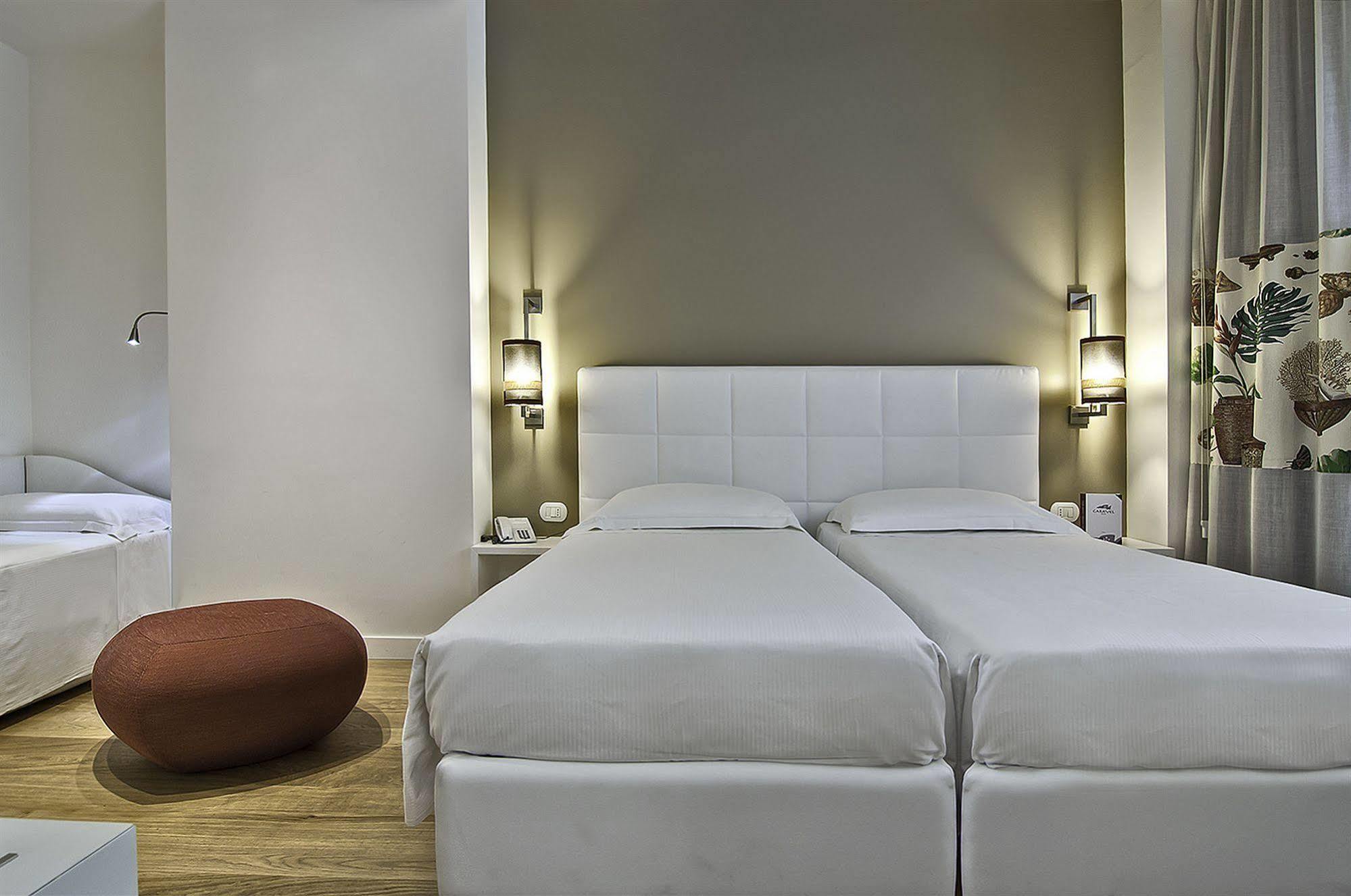 Caravel Hotell